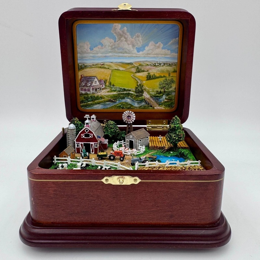 Vintage 90s Danbury Mint Down on the Farm Lowell Davis Animated Music Box